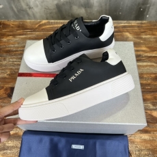 Prada Low Shoes